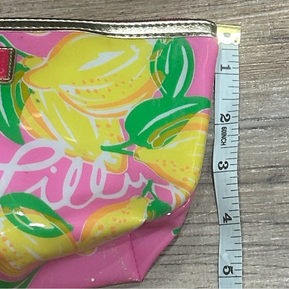 Lilly Pulitzer Plink and Yellow Lemon Print Women's Makeup Bag - Picture 4 of 6
